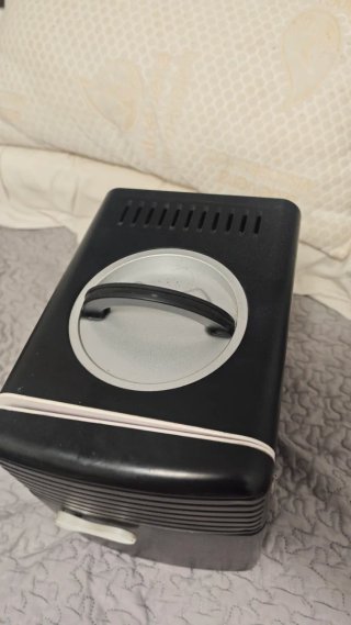 Mini nevera portátil 5 L – 12V / 220-240V – Frío y