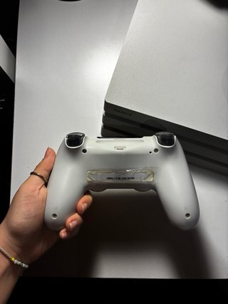 PS4 Pro (PlayStation 4 Pro) Blanca