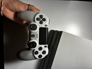 PS4 Pro (PlayStation 4 Pro) Blanca