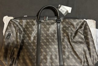 Bolsa de viaje GUESS NUEVA A ESTRENAR
