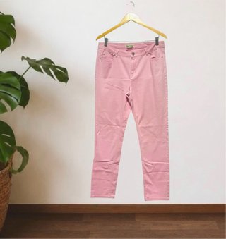 Talla XXL. Pantalón vaquero recto PILAR PRIETO.