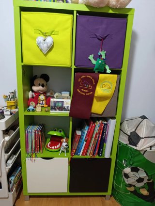 Estantería Juvenil Verde con Cajones