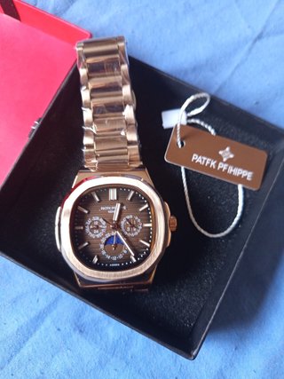 Reloj Estilo Nautilus Multifunción Oro Rosa