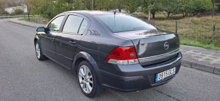 Opel Astra 88.000km etiqueta C