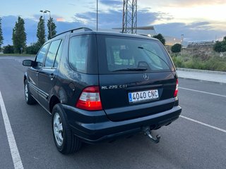 Mercedes-Benz Clase M 2004