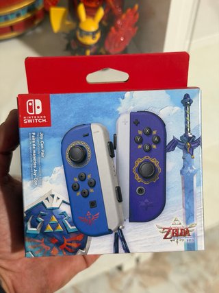 Joy-Con Nintendo Switch Zelda Skyward Sword