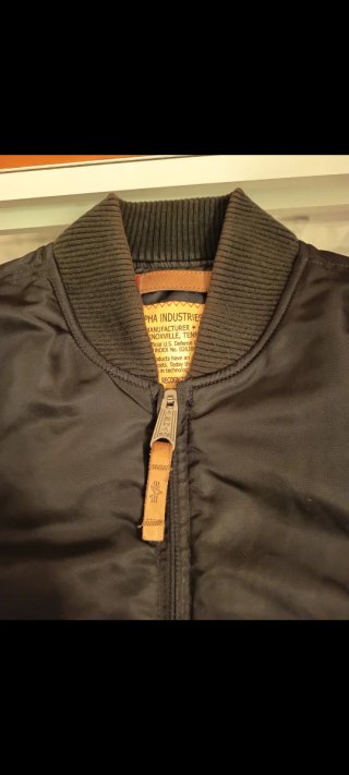 Cazadora Bomber Alpha Industries Negra