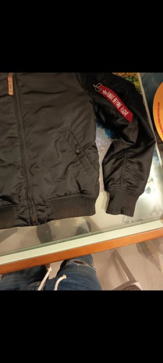 Cazadora Bomber Alpha Industries Negra