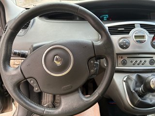 Renault scenic 1.5 dci 105 cv 2009