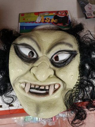 Careta de Halloween niños 6-12 años