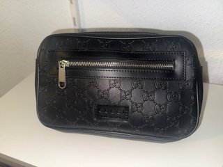 Riñonera Gucci Negra
