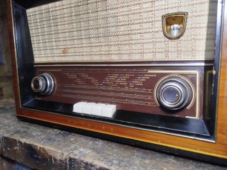 Radio de Válvulas Philips Antigua