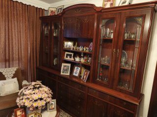Mueble de Salón Clásico de Madera