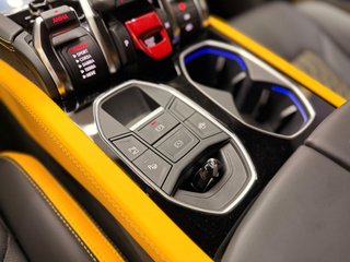 Lamborghini Urus 2025