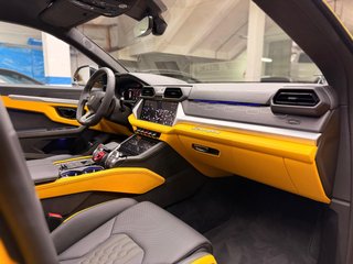 Lamborghini Urus 2025