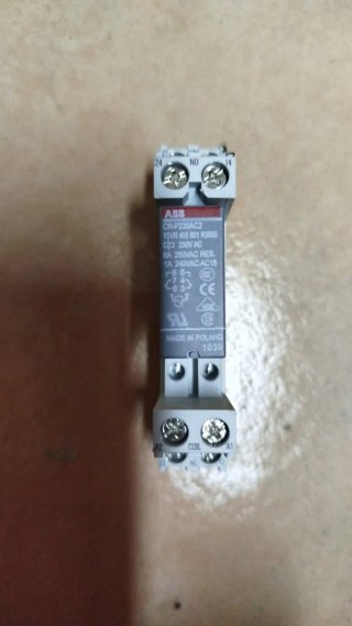 Relé ABB CR-P230AC2 230V AC