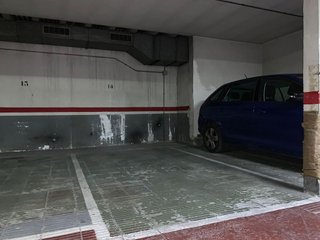 Garaje en venta en El Camp d'en Grassot i Gràcia Nova en Barcelona