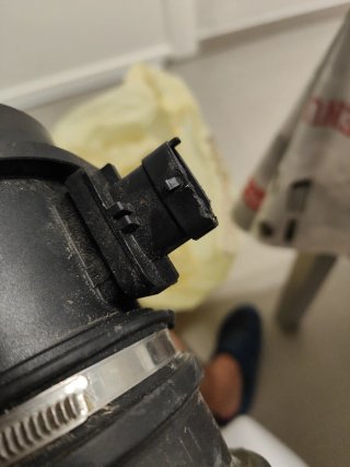 Caudalímetro Bosch G4D3-12B579-AA