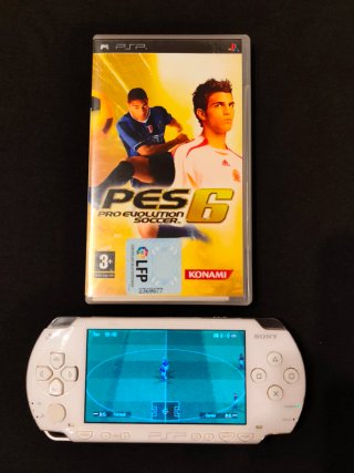 Pro Evolution Soccer 6. PSP.