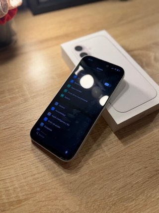 iPhone 17