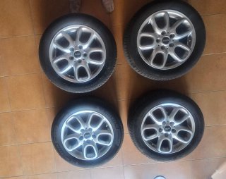 Llantas Mini Cooper 16 sin Neumáticos. En perfecto