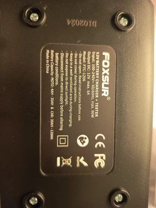 Foxsur Cargador y Tester Batería Coche/Moto 12V.