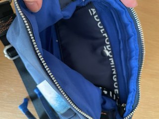 Bandolera Adolfo Domínguez Azul
