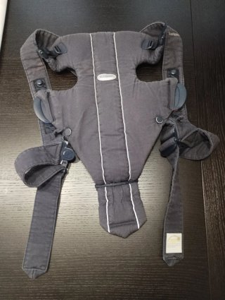 Mochila Portabebés BabyBjörn azul oscuro