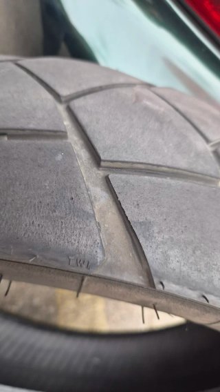Neumático moto Metzeler Tourance 150 / 70 R17 69H