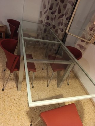 Mueble de comedor modular Más mesa y 4 sillas