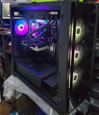 Gaming Rtx 5070 Ultra 7-265K 32GB DDR5 SSD 512GB