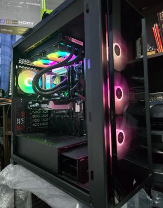 Gaming Rtx 5070 Ultra 7-265K 32GB DDR5 SSD 512GB