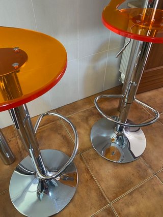 Set de Mesa y 2 Taburetes de Cocina Vintage