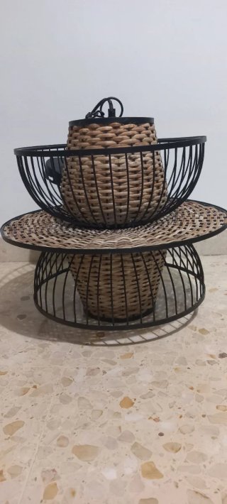 Lámpara de Techo Artesanal de Ratán y Metal