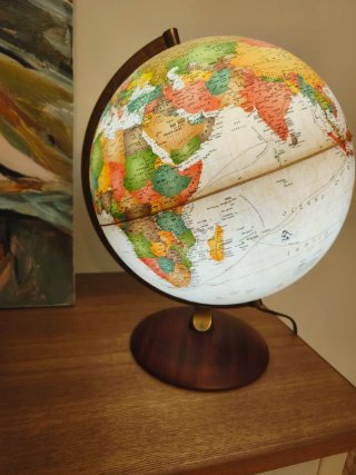 Globo terráqueo decorativo