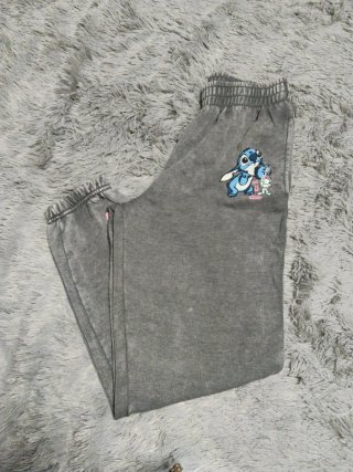 Pantalón Gris de Stitch Talla S