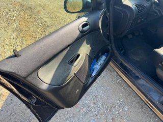 Peugeot 206 2004