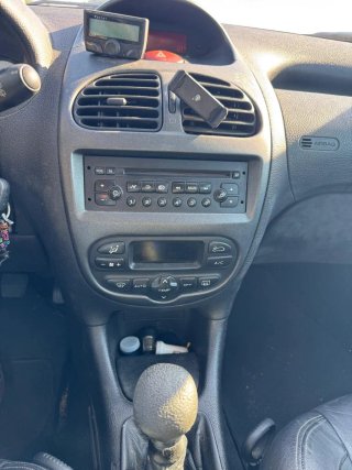 Peugeot 206 2004