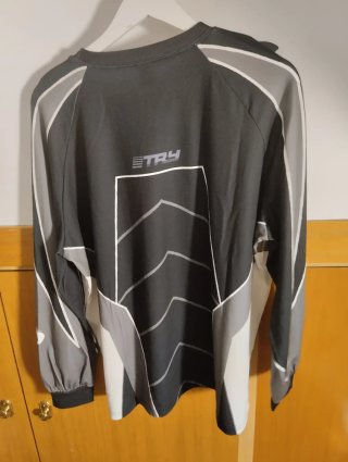 Camiseta Deportiva Shein Y2K