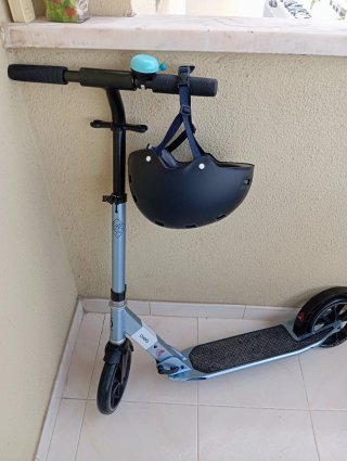 Trotinete e Capacete Decathlon
