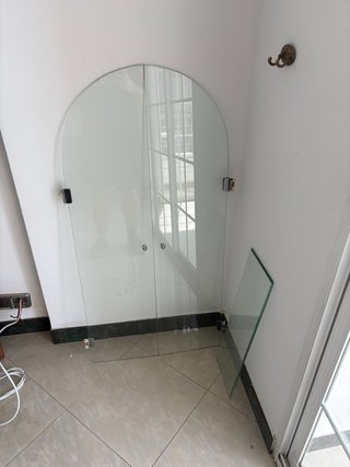 Puertas de Cristal con Arco