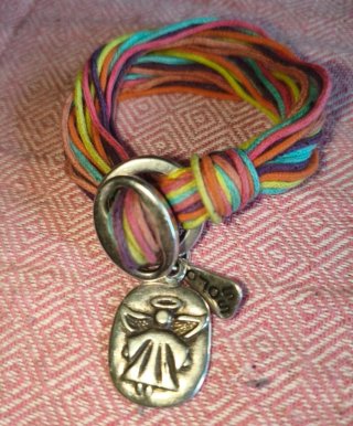 Pulsera Angel Charm Multicolor