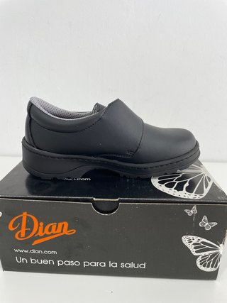 Zapatos de trabajo DIAN negros