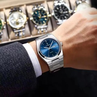Reloj Poedagar Plateado y Azul