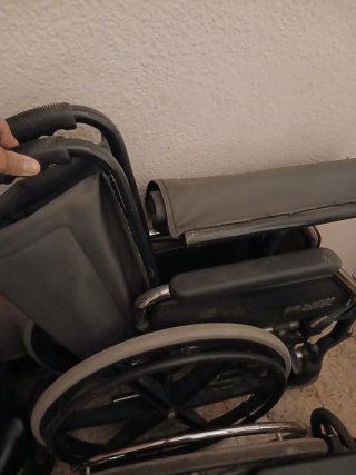 Silla de ruedas en perfecto estado
