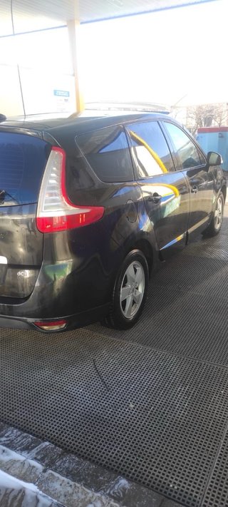 Renault Grand Scenic 2010
