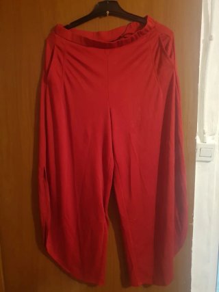 Pantalones anchos rojos