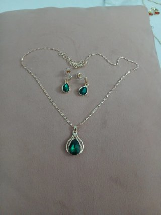 Conjunto esmeralda