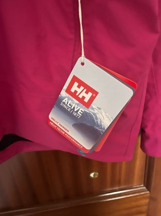 Chubasquero Helly Hansen Rosa