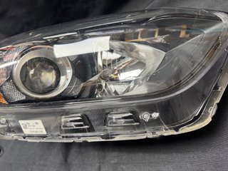 Faro Derecho Kia Pro Ceed 3 92102-J7XXX LED